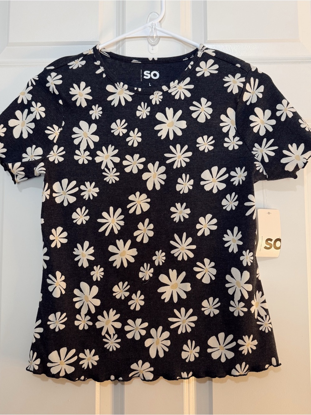 Y2K NWT SO Navy Knit Top with White Daisy Print Size Large Floral Summer Tee